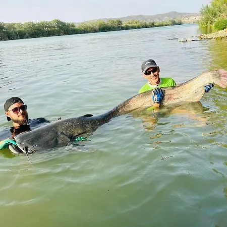 Big Fish River Ebro
